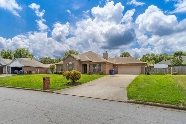 Building Photo - 8808 Timberlyn Way