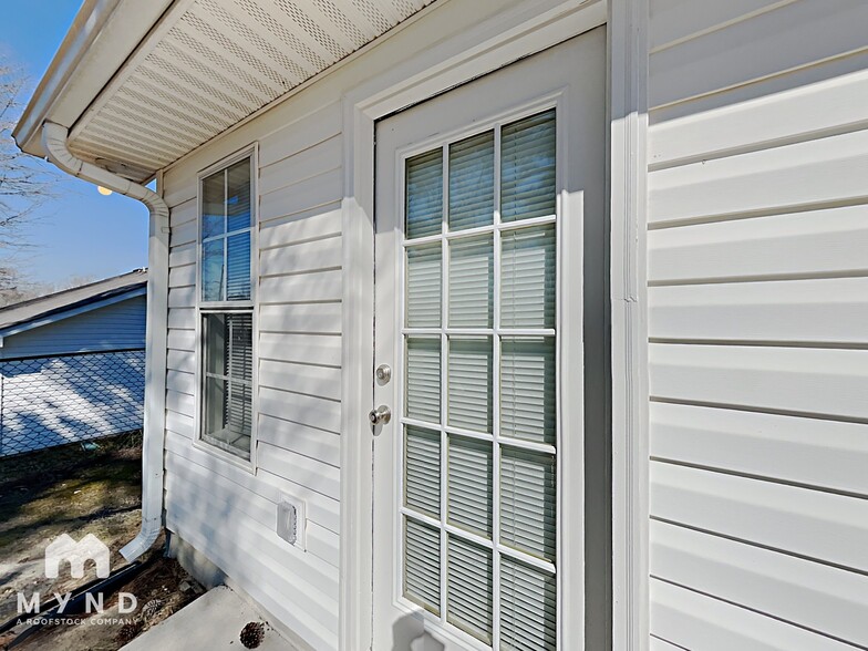 Building Photo - 1182 Pinedale Cir NW