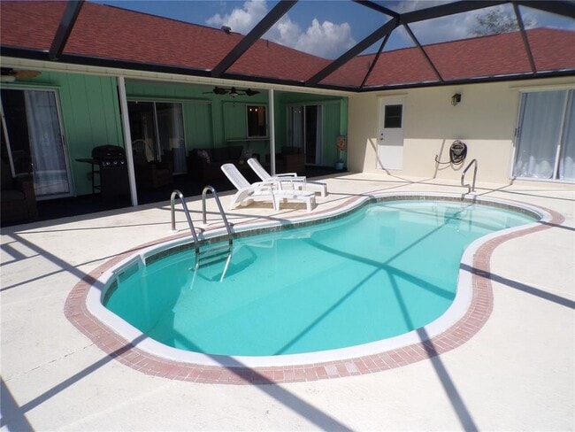 Building Photo - 15624 Hennipen Cir