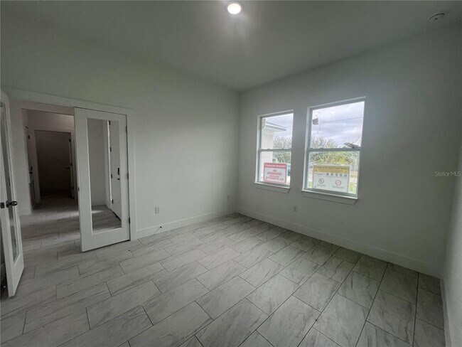 Building Photo - 17 Beam Ct