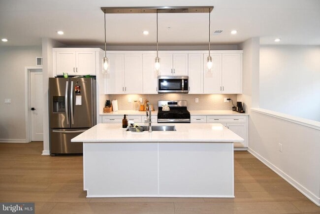 Building Photo - 4771 Sully Pt Ln