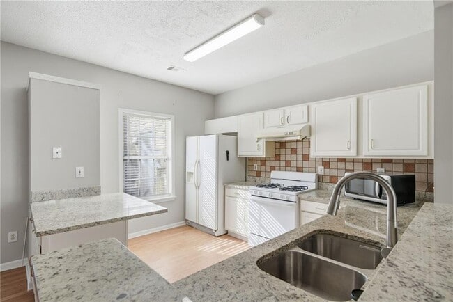 Building Photo - 4645 Valais Ct