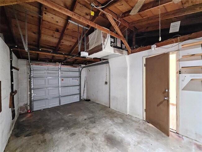 Building Photo - 3048 Coldwell Dr