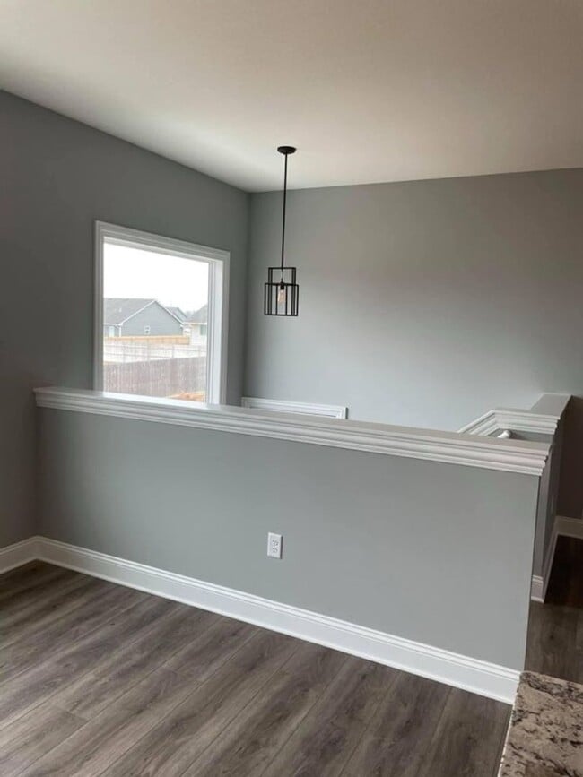 Building Photo - 3419 Laughlin St