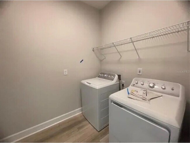 Building Photo - 15475 Bay Brg St