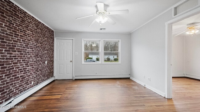 Building Photo - 43 Story St