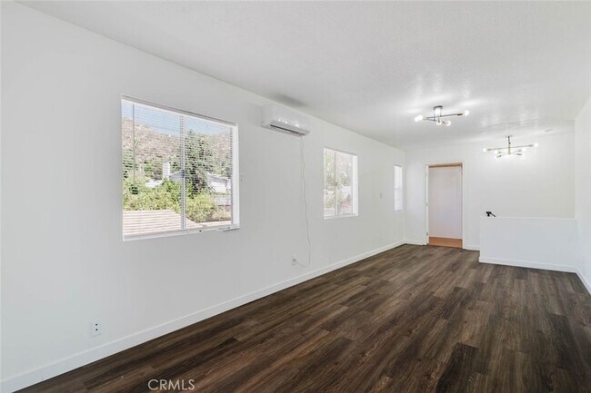 Building Photo - 13501 Egbert St