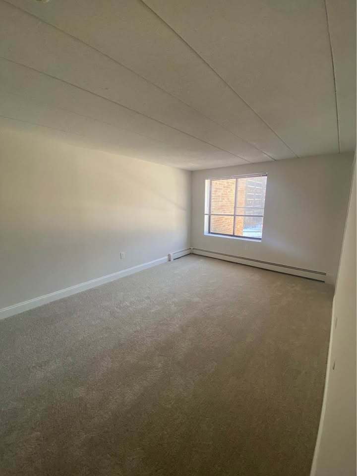 Building Photo - 961 Southern Artery