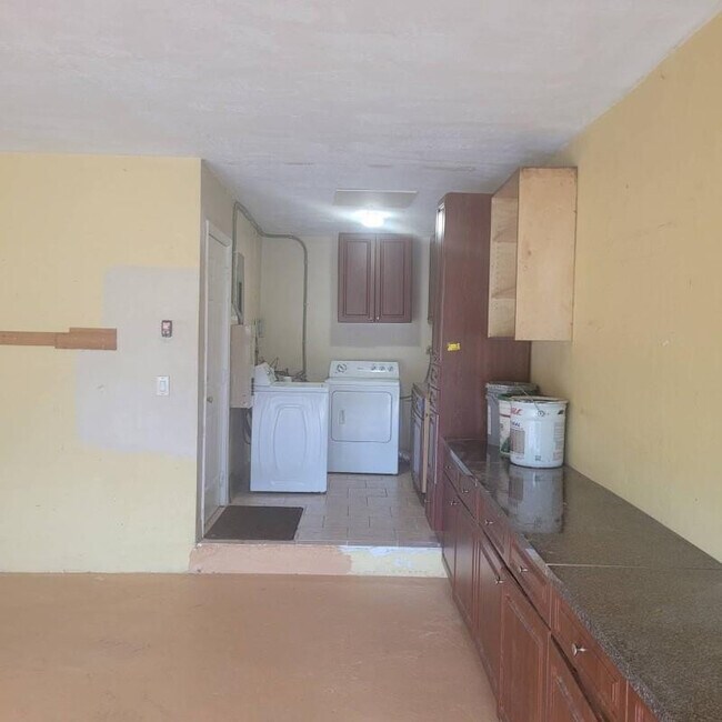 Building Photo - 7101 NW 97th Ave