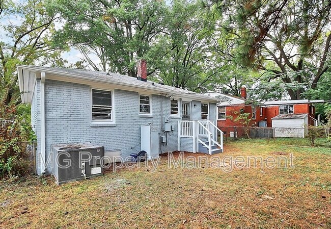 Building Photo - 1419 Herrin Ave