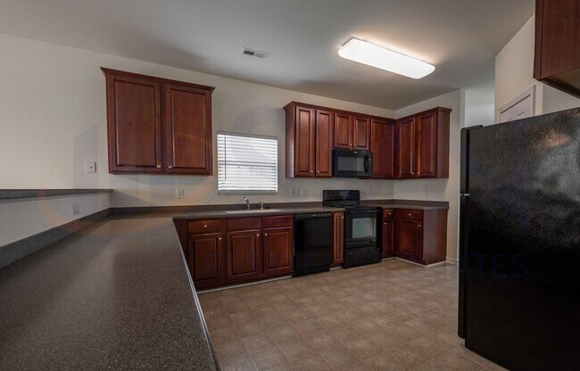 Building Photo - 4815 Hoppers Dr