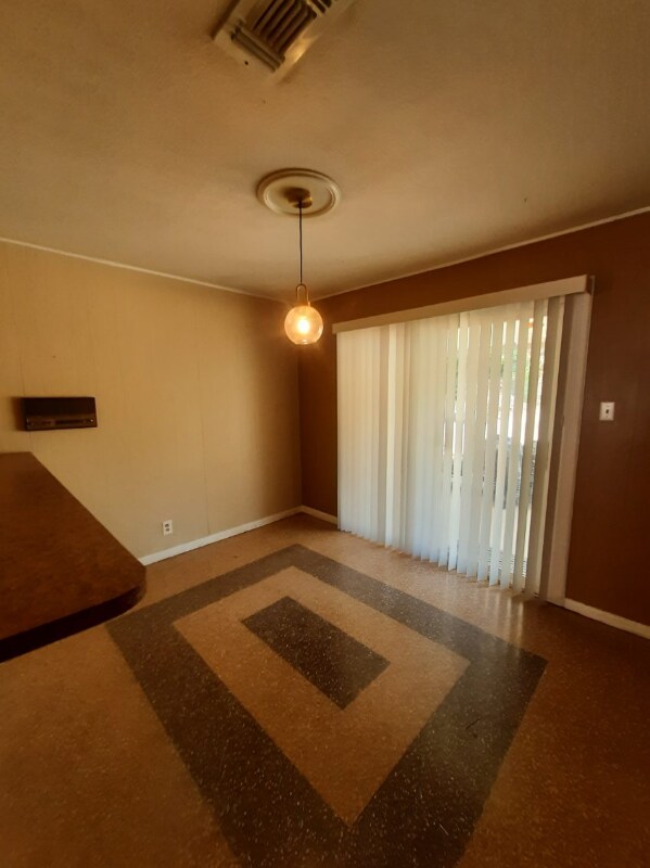 Building Photo - 6011 Viva Max Dr