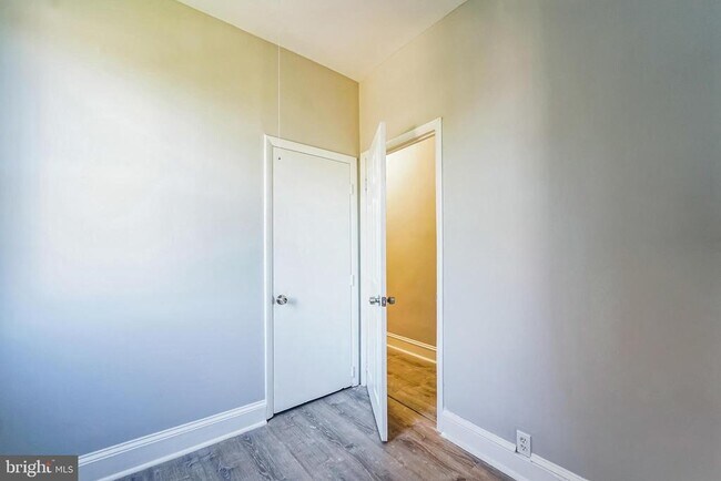 Building Photo - 2356 McCulloh St