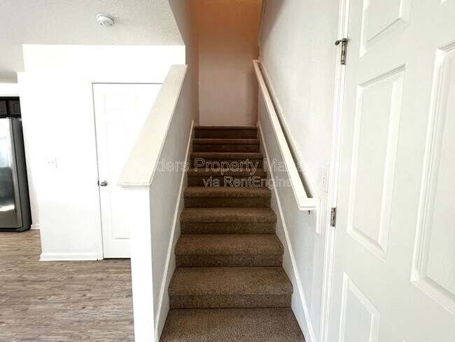 Building Photo - 8314 Thor St