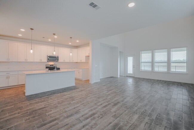 Building Photo - 15117 Wild Gully Wy
