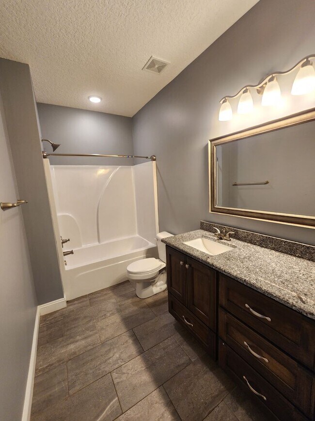 Building Photo - 3947 Crusader Ct