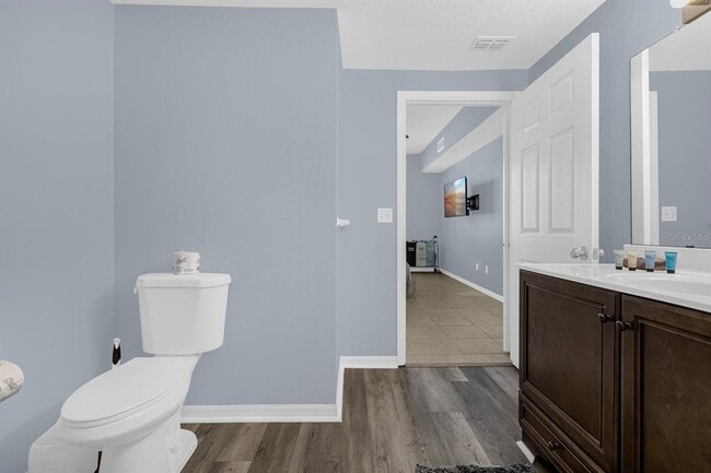 Building Photo - 4013 Venetian Bay Dr