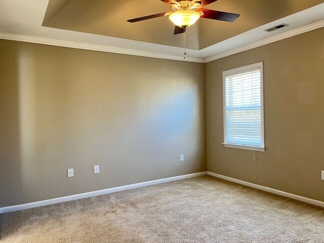 Building Photo - 3 Bedroom | 2.5 Bath Home in Holly Springs...