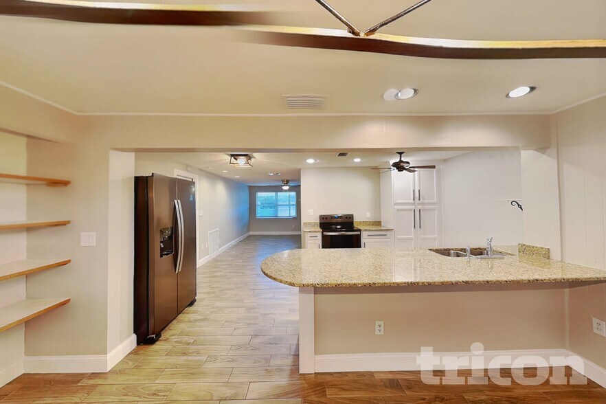Building Photo - 1705 Coppertree Dr