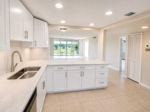 Building Photo - 2681 S Course Dr
