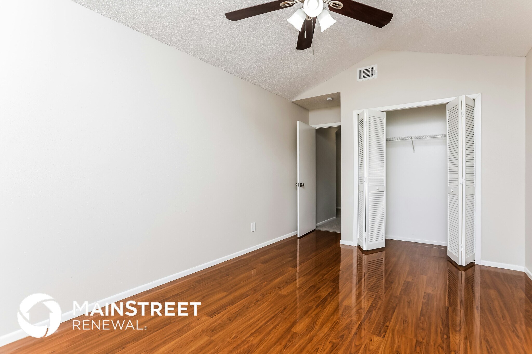 Building Photo - 1932 Tindaro Dr