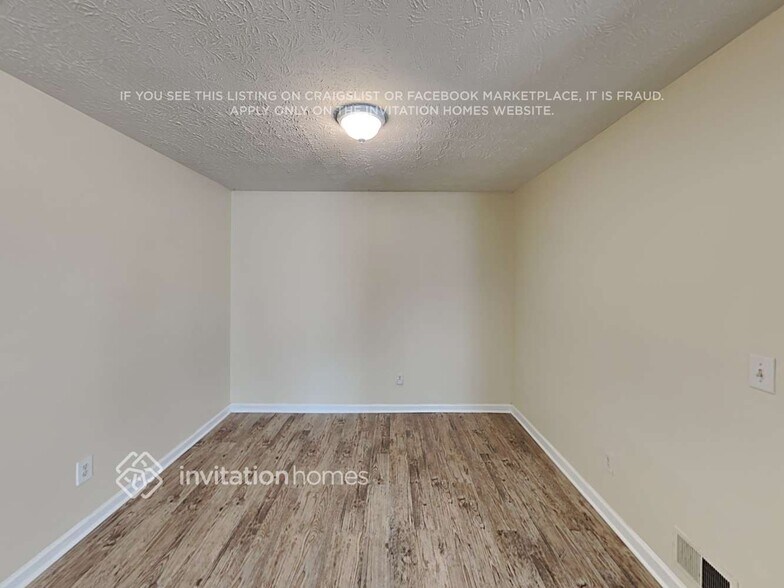 Building Photo - 3026 Beaver Dr