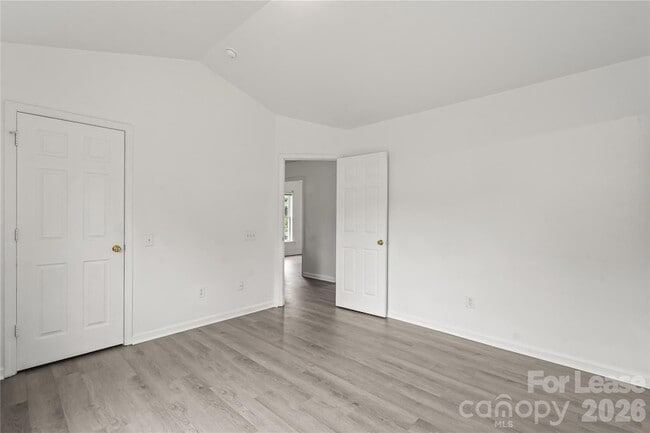 Building Photo - 2724 Mulberry Pond Dr