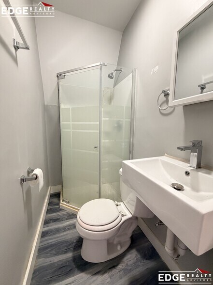 Building Photo - 135 Nonantum St