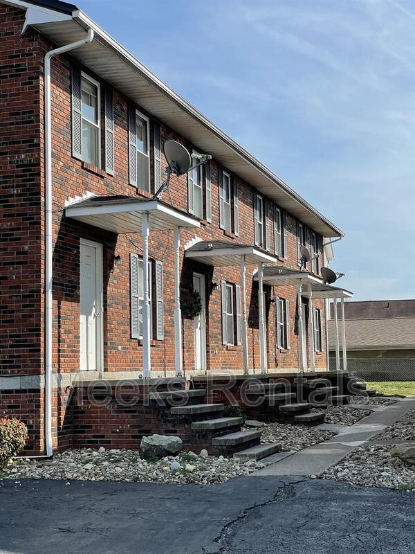 Primary Photo - 3121 B Virginia Ave