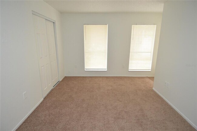 Building Photo - 5004 Castile Pl