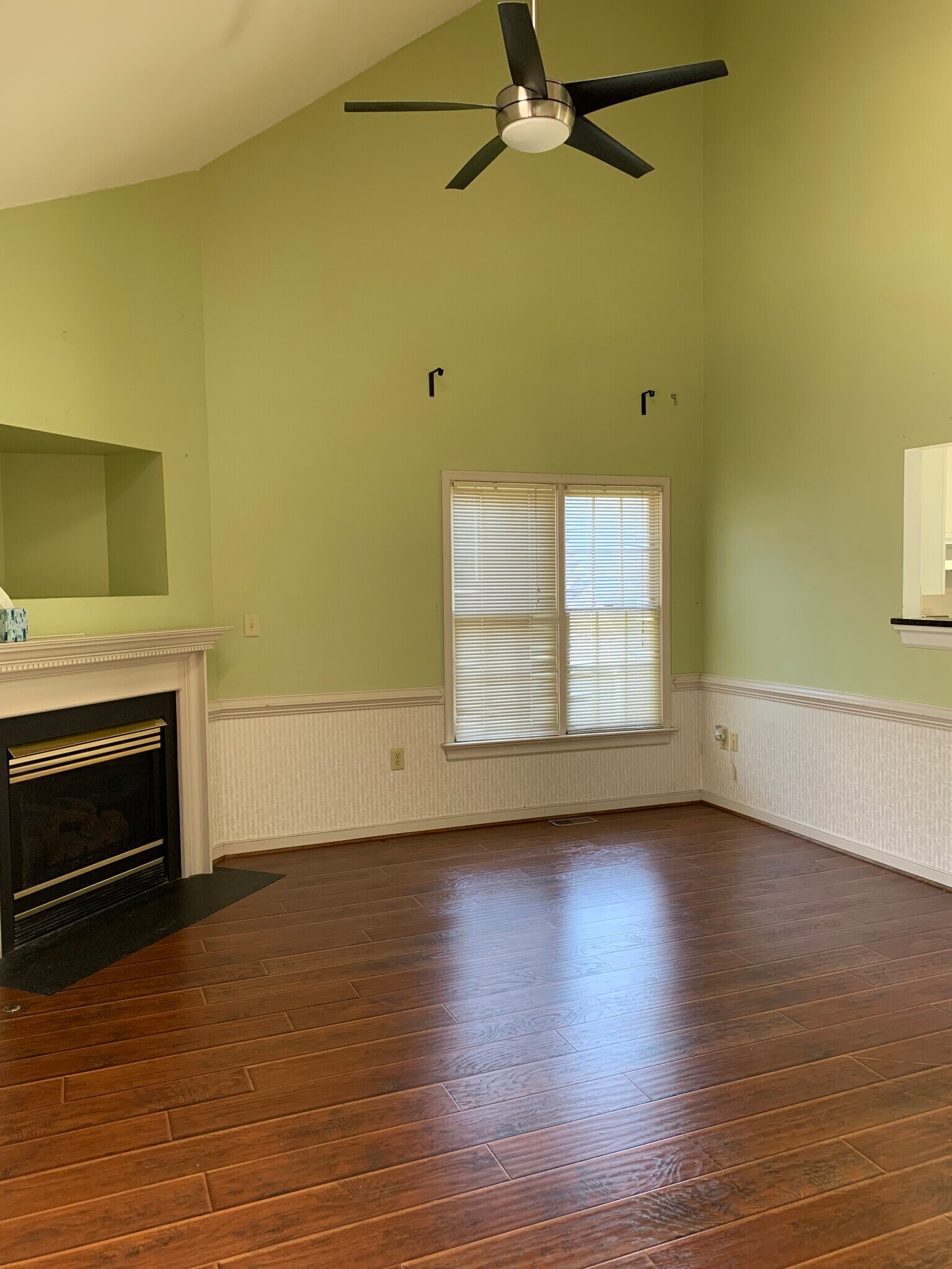 Living - 12406 McAllen Ct
