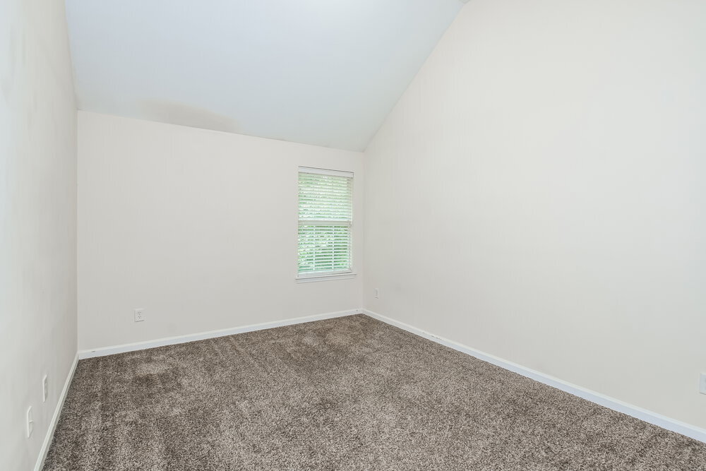 Building Photo - 4740 Hopewell Manor Dr