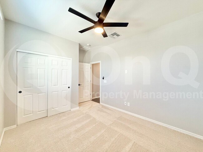 Building Photo - 5523 W Coplen Farms Rd