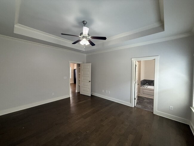 Building Photo - 22 Desert Oak Ct SW