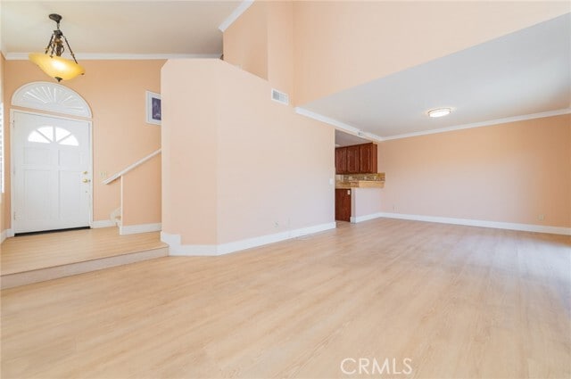Building Photo - 58 Agostino