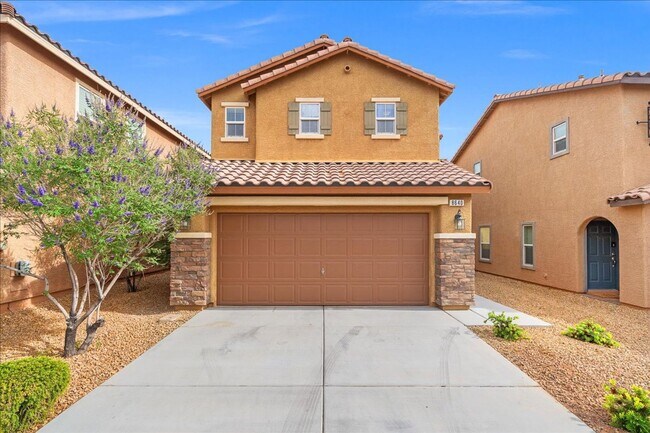 Building Photo - Open-Concept 3-Bedroom Home with Loft & Spacious Living Space
