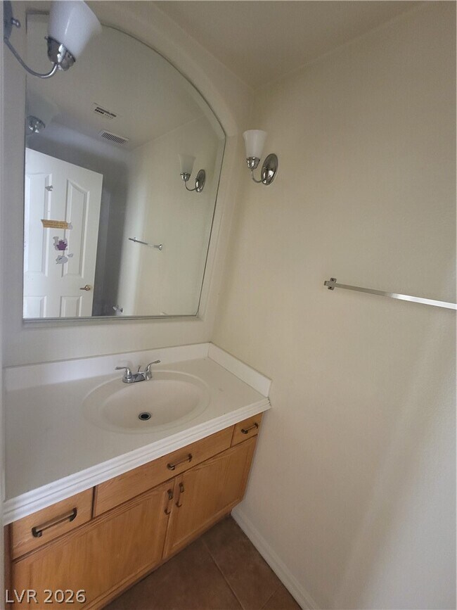 Building Photo - 7817 W Falcon Wing Ave