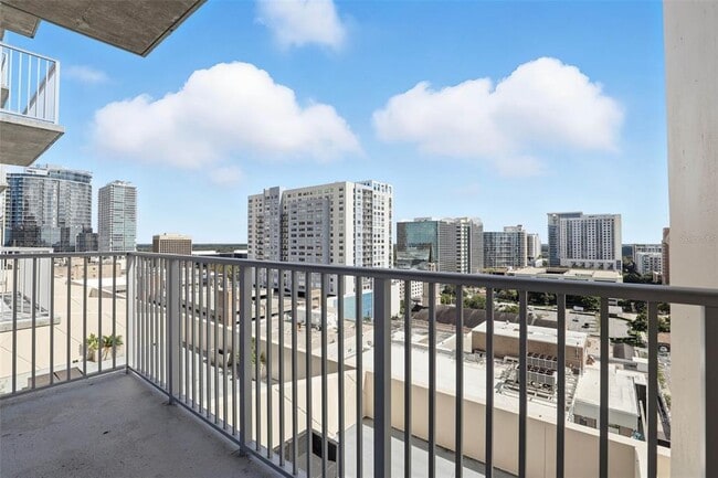 Building Photo - 155 S Court Ave