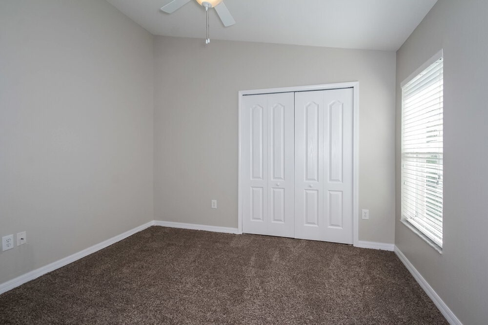 Building Photo - 10620 Shady Preserve Dr