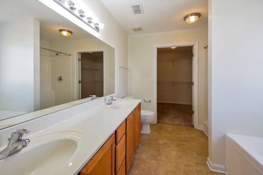 Building Photo - 3318 Perlino Dr