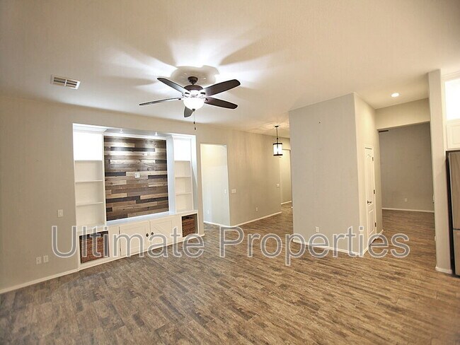 Building Photo - 16178 N 180th Ln