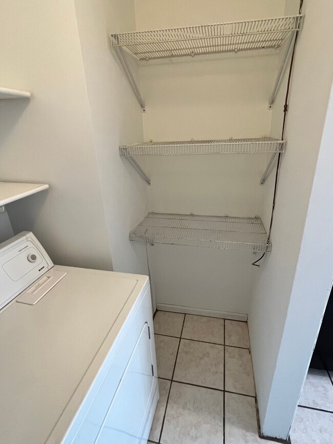 Building Photo - 346 Wilmington Dr