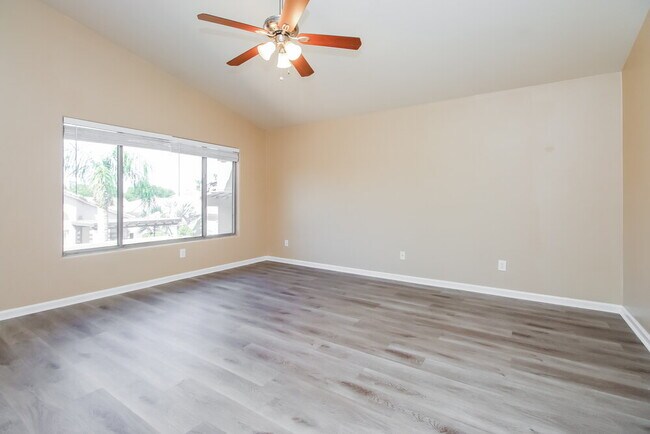 Building Photo - 1668 S Quartz St