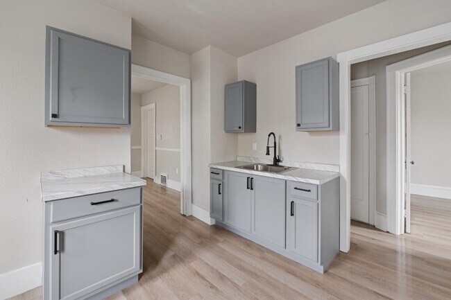 Building Photo - 3166 N 16th St