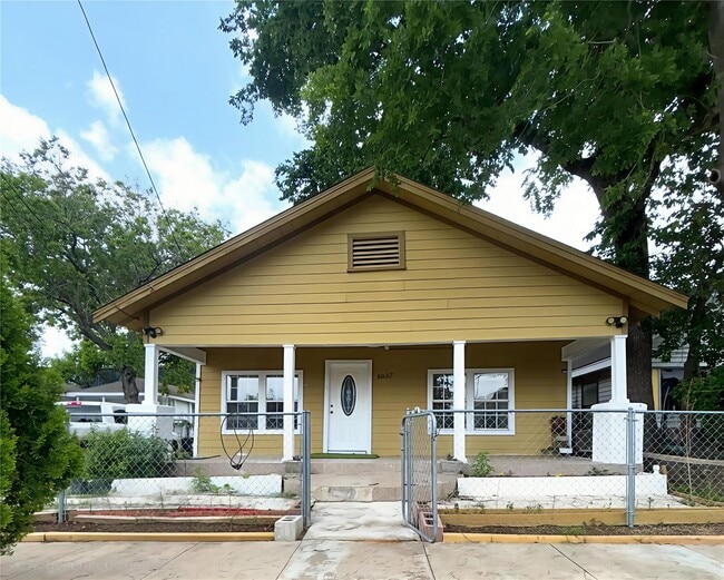 Building Photo - 6637 Avenue T