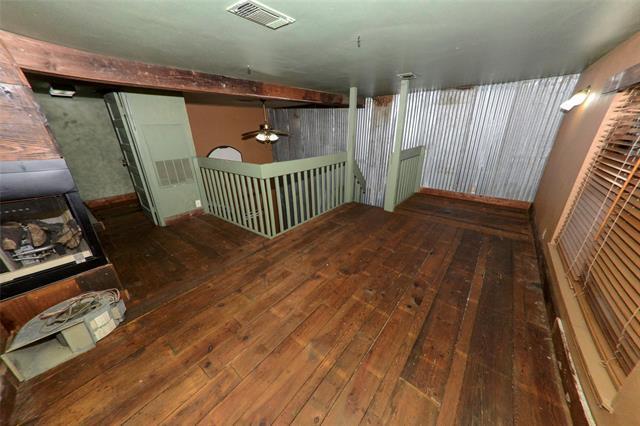 Building Photo - 808 W Coffin St