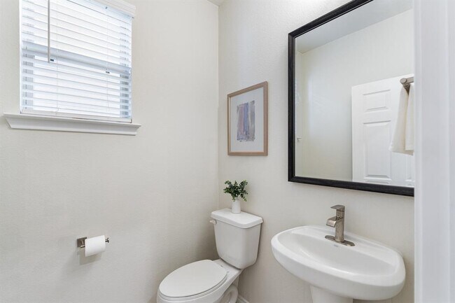 Building Photo - 3235 Longleaf Meadows Dr