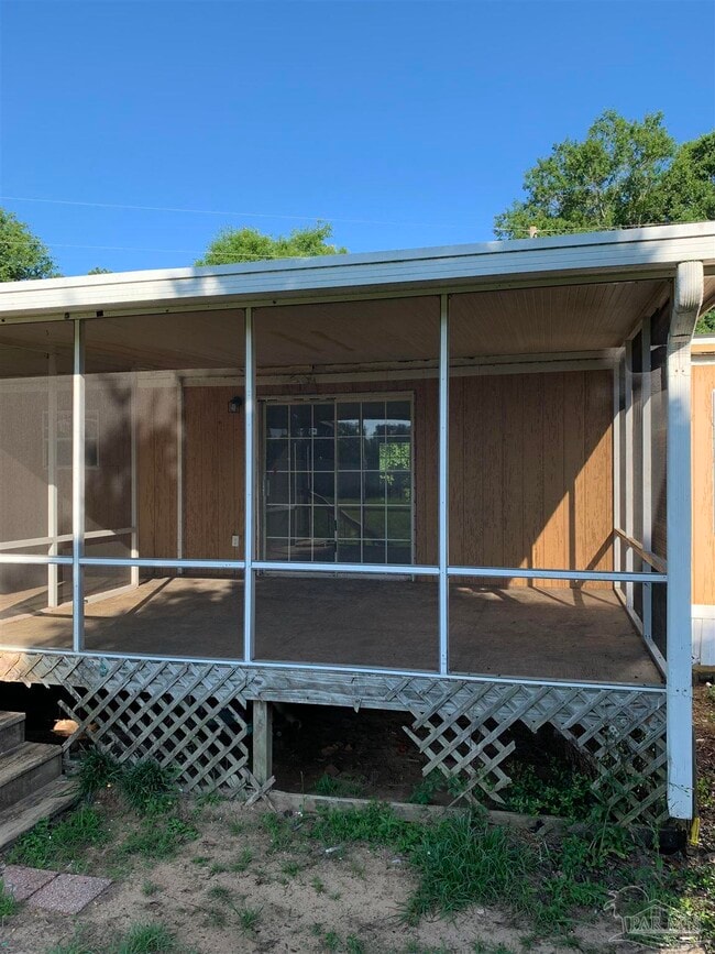 Building Photo - 6850 Bratt Rd