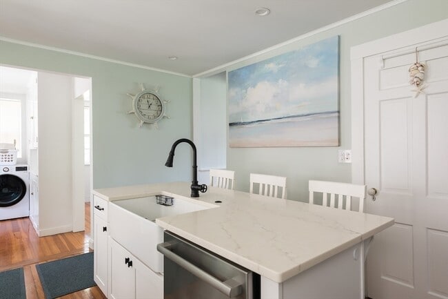 Building Photo - 16 Jefferson Shores Rd