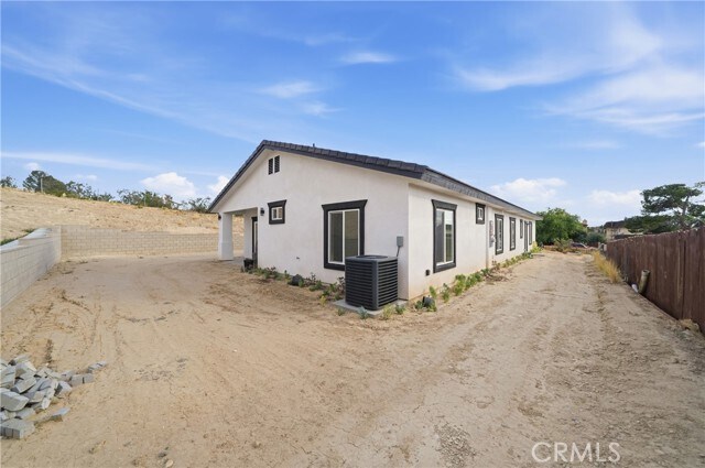 Building Photo - 16315 Orick Ave